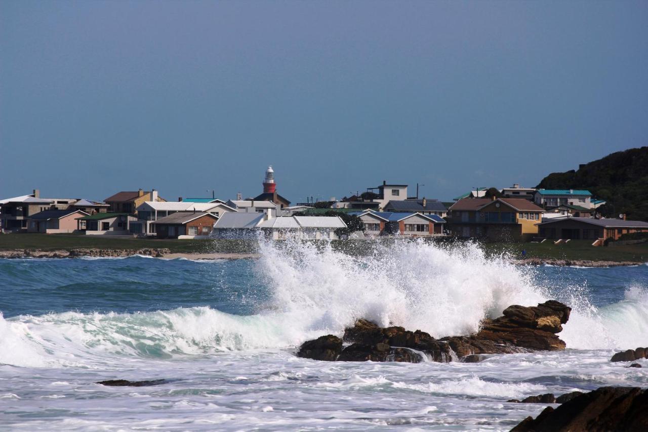 The Sun Catcher Bed & Breakfast Struisbaai Exterior foto
