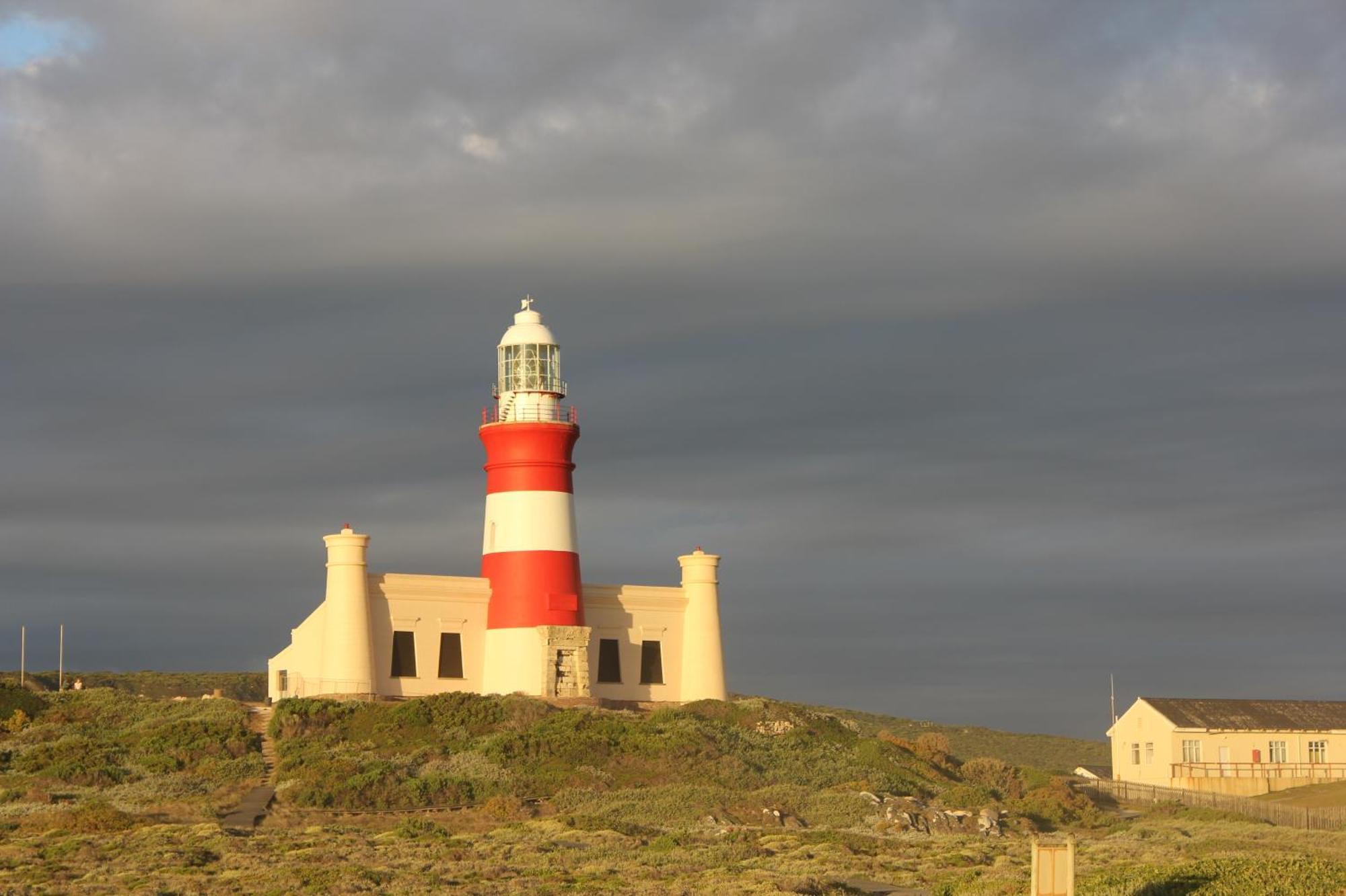 The Sun Catcher Bed & Breakfast Struisbaai Exterior foto